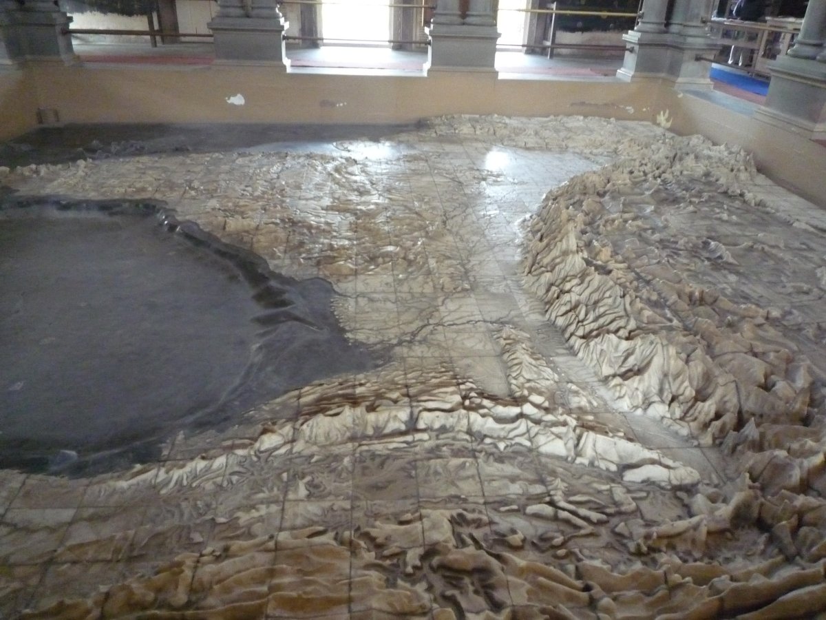 Bharat Mata Temple04